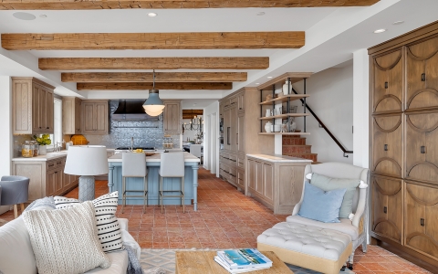 725 N POPLAR ST. ORANGE, CA